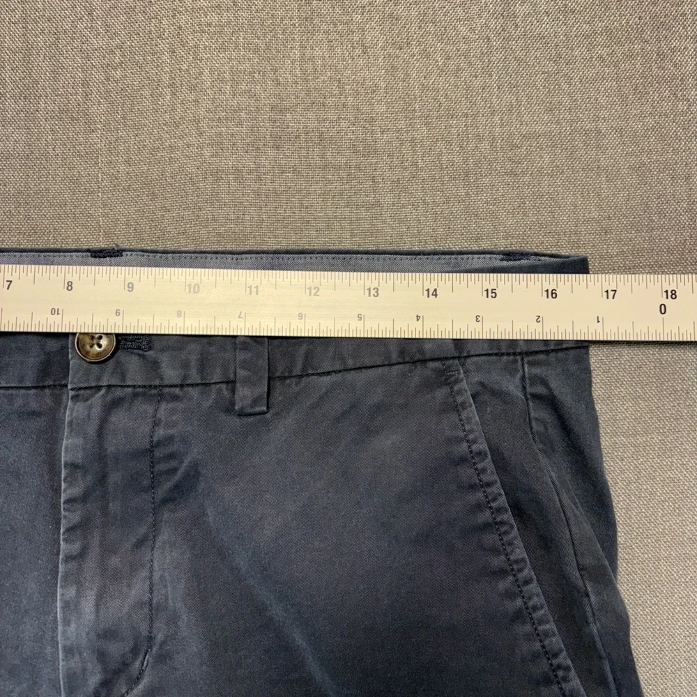 Vineyard Vines Breaker Pants Bundle Mens 32x34 Navy Blue Khaki Chino (Lot of 2)